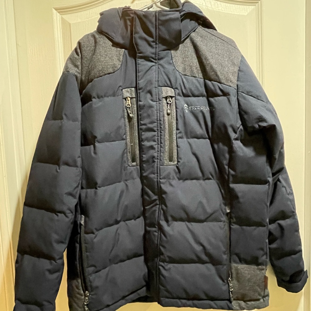 Free Country Men's Navy Blue and Gray Puffer Jacket